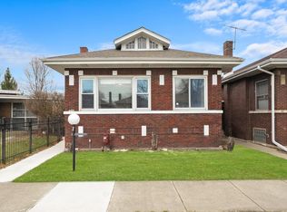 (Undisclosed Address), Chicago, IL 60617