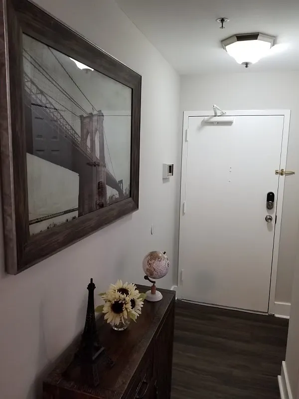 2 bed, 1200 sqft, $1,900 — Photo 2