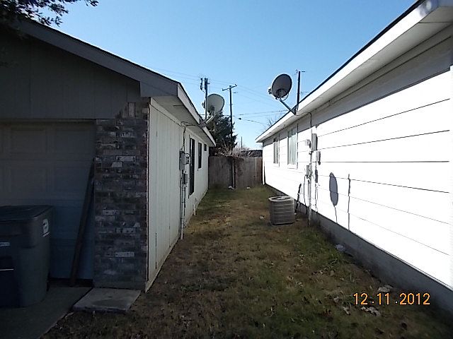 2nd image of 9404 Jill Ln