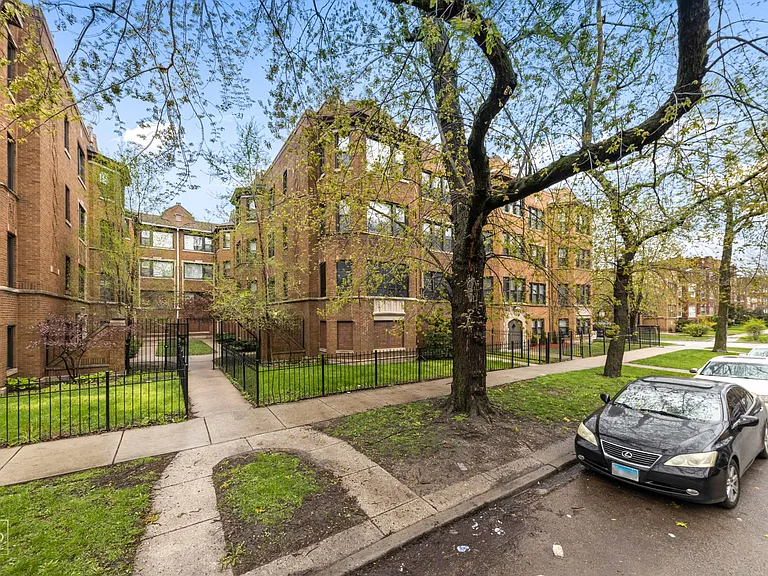 7657 S East End Ave — Photo 19