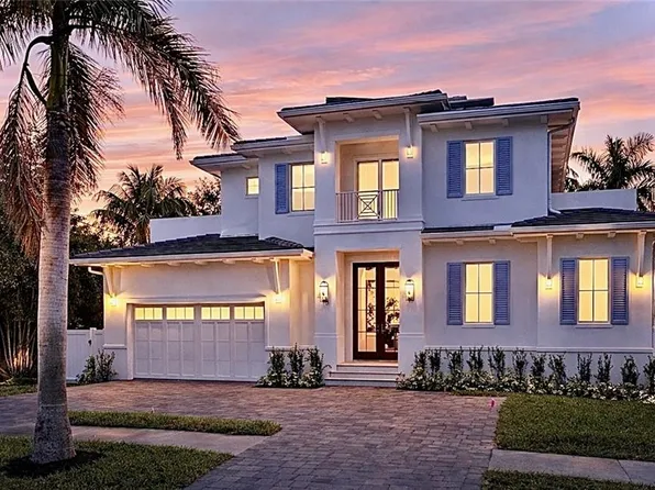 732 12th ST N, NAPLES, FL 34102