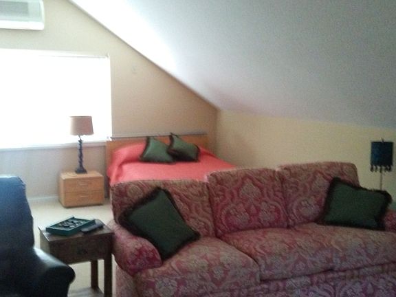 4th image of 436 14th Ave NE