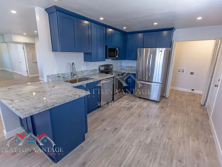 2912 W Butler Dr — Photo 16