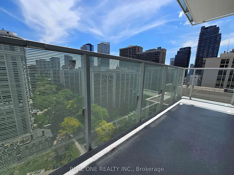 501 Yonge St #1109 — Photo 24