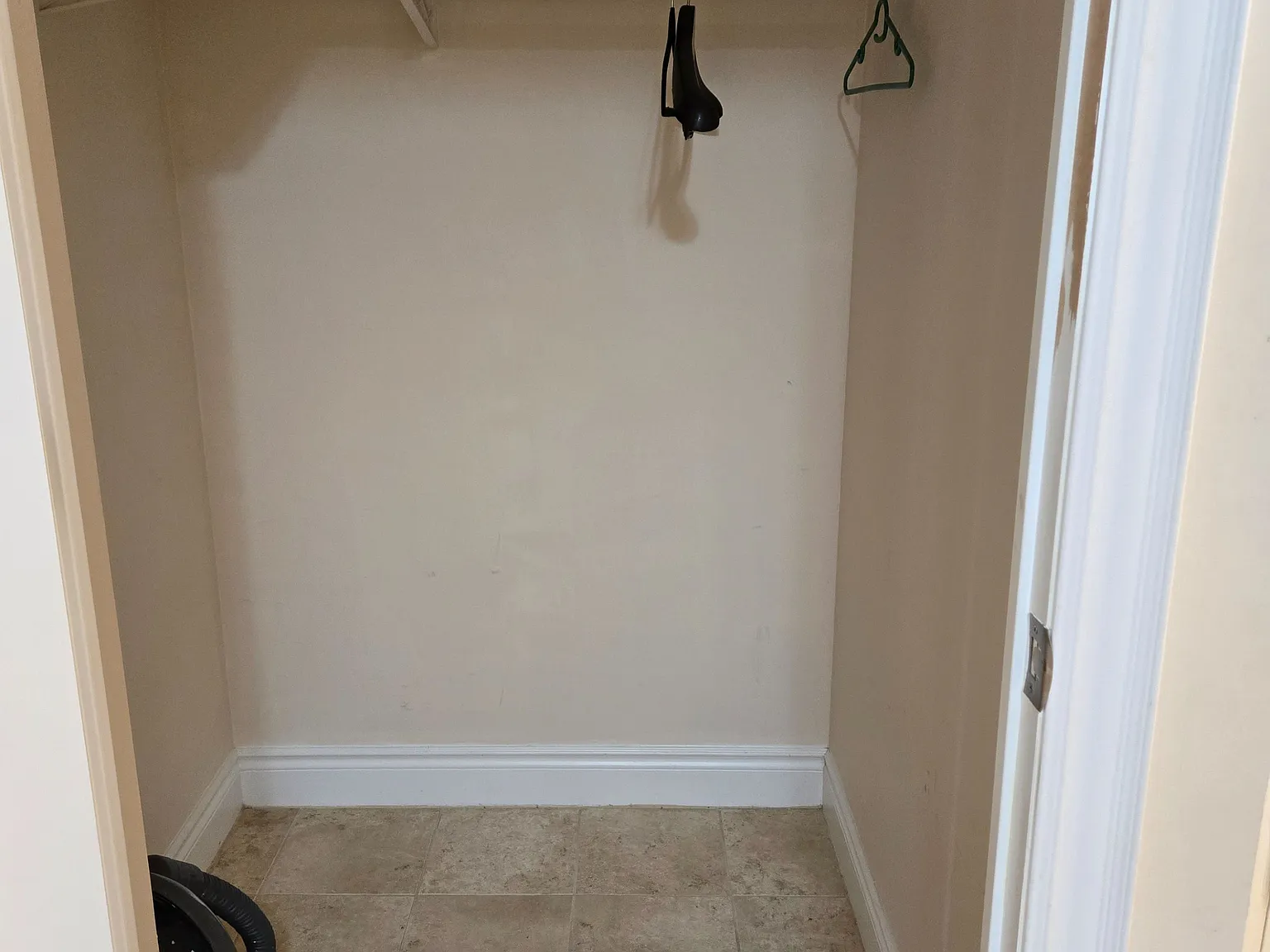 3 bed, $3,300 — Photo 4