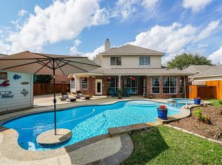 7026 Glenwood Dr, Sugar Land, TX 77479