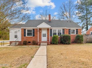 24 Glendale Rd, Jacksonville, NC 28540