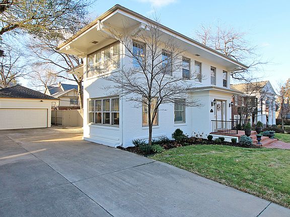Detached 2 car garage with one bedroom garage apartment.
