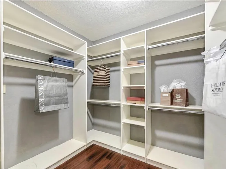 12341 Torrey Pines Dr — Photo 23
