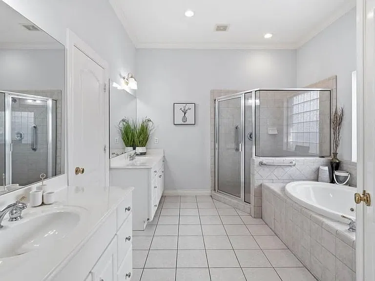 1414 Caravelle Ct — Photo 13
