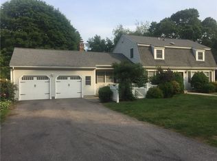 71 River Heights Dr, South Kingstown, RI 02879