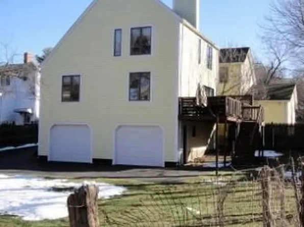 47 Charles St, Newton, MA 02466