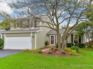 27W148 Sycamore Ln, Winfield, IL 60190