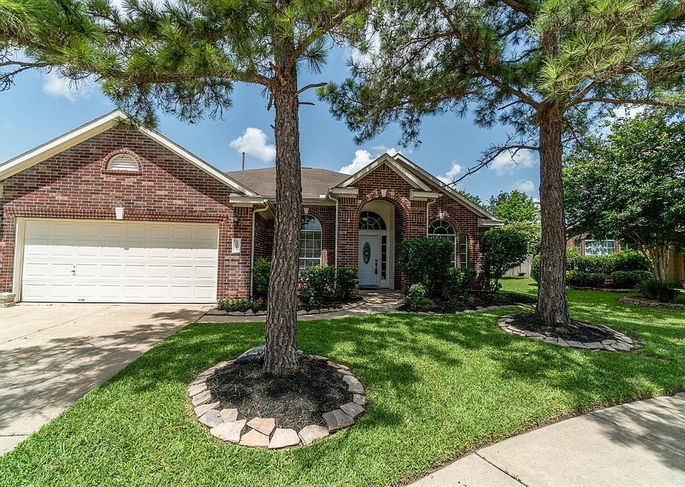 1st image of 14915 Woodcypress Ln