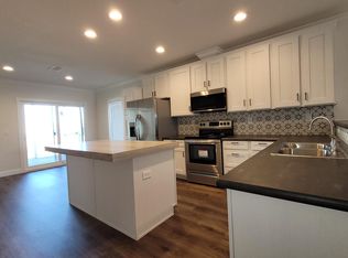 204 Alabama Trl, Jarrell, TX 76537