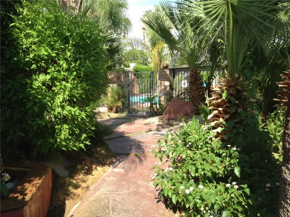 912 E Chuckwalla Rd, Palm Springs, CA 92262