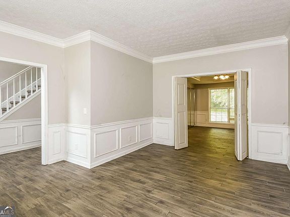 2nd image of 2760 Autumn Lake Ln