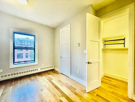 Rented by Bohemia Realty Group | media 7