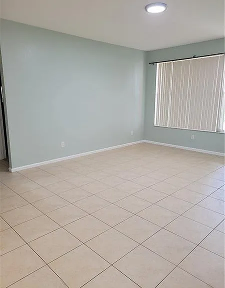 3569 Forest Hill Blvd #117 — Photo 8