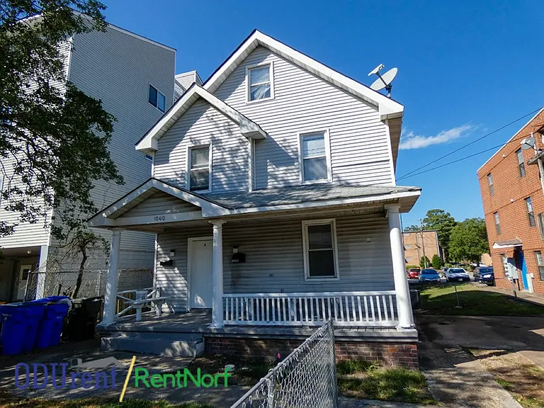 1060 48th St #B — Photo 1