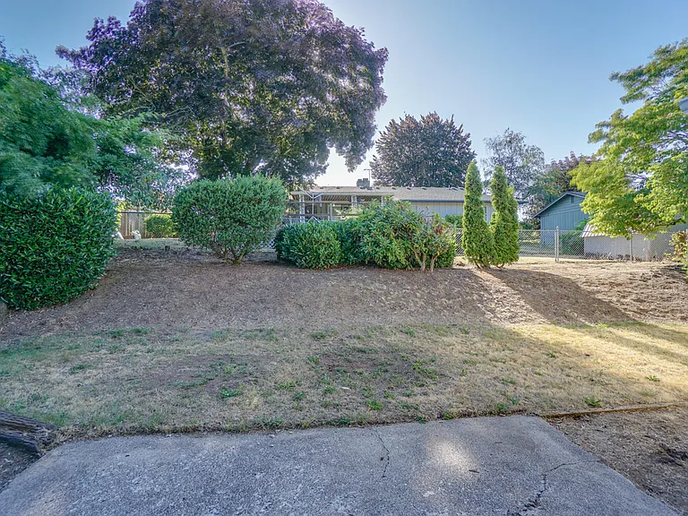 6206 NW Cherry St — Photo 50