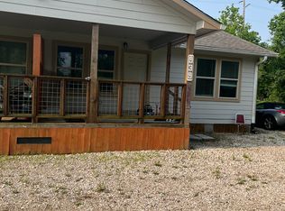 939 One Oak Chase Rd #B, Rosharon, TX 77583