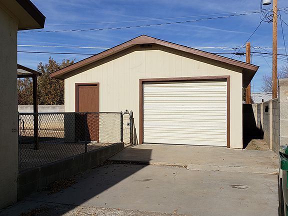 5th image of 3804 Country Club Dr