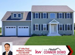 230 Soares Dr, Portsmouth, RI 02871