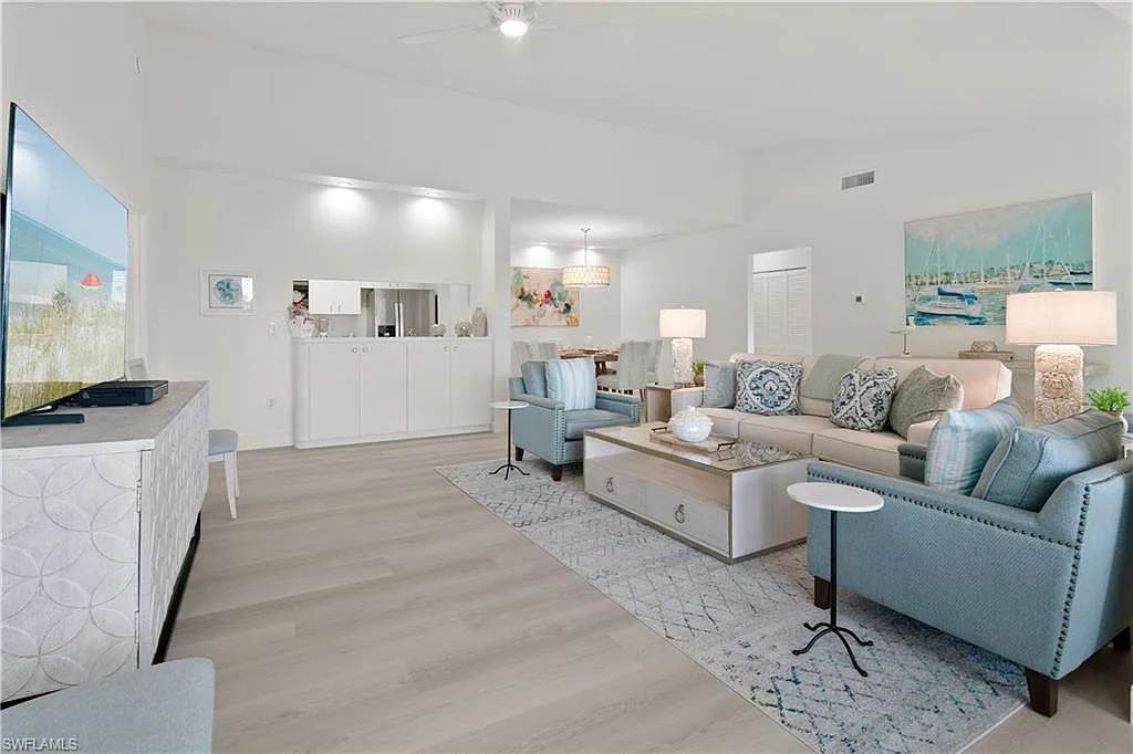 2 bed, 2.0 bath, 1862 sqft, $10,000 — Photo 2