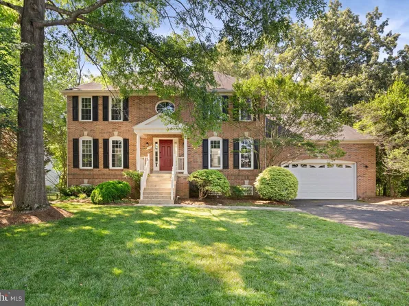 15153 Stillfield Pl, Centreville, VA 20120