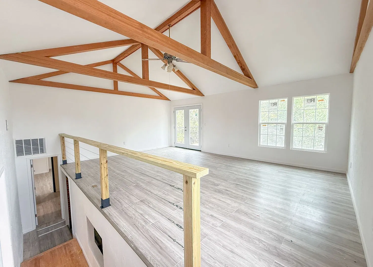 Spacious Multi-Level 4 Bed Home in Edmond! — Photo 3