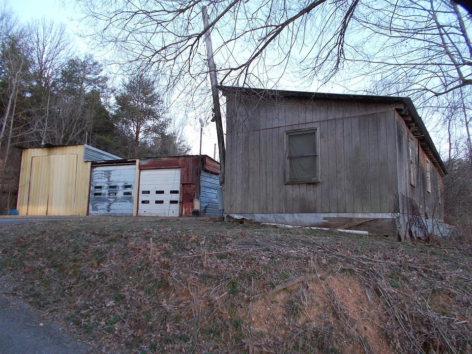 2nd image of 1193 Old Hydes Ferry Park