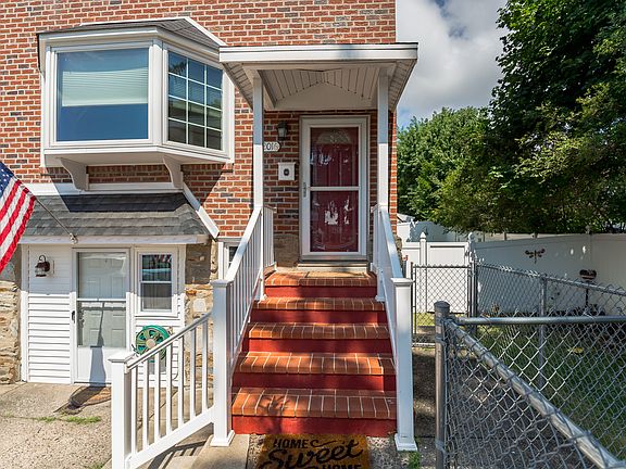 2nd image of 12016 Salina Pl