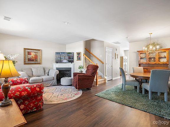 5th image of 8047 Long House Ln