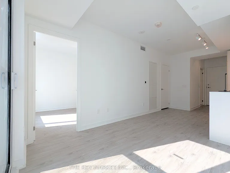 252 Church St #5110 — Photo 9