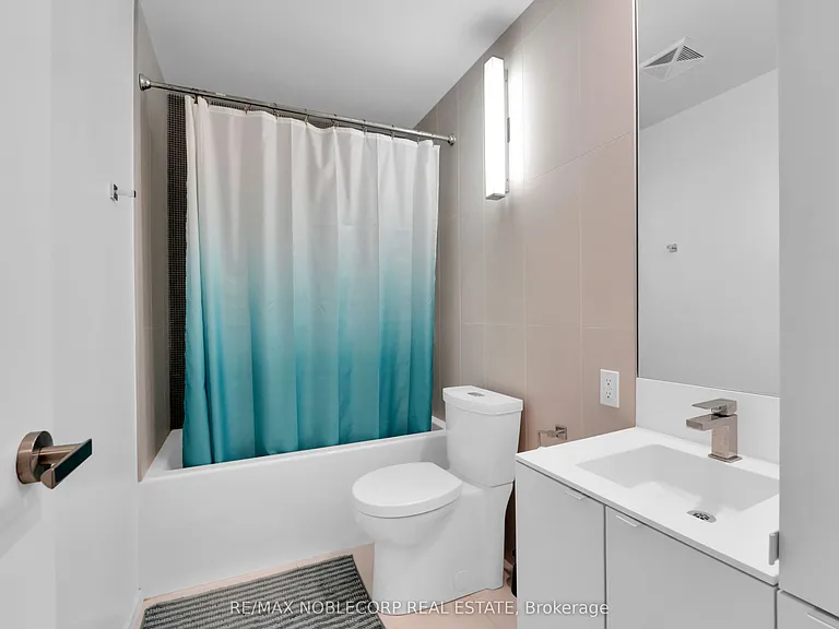 125 Peter St #2111 — Photo 8
