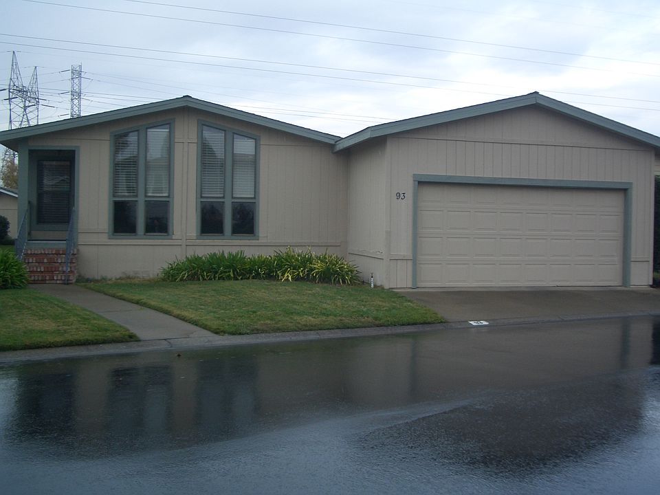 1st image of 93 Hancock Dr