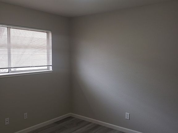 5th image of 1680 E Long St #Lon1680-005