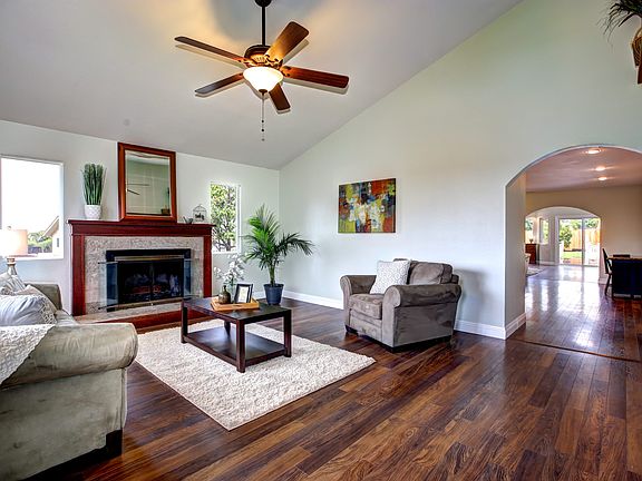 3rd image of 468 Pina Ln