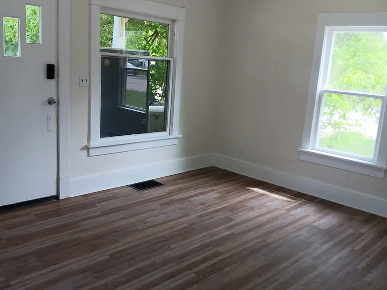 1201 S Shields St — Photo 14