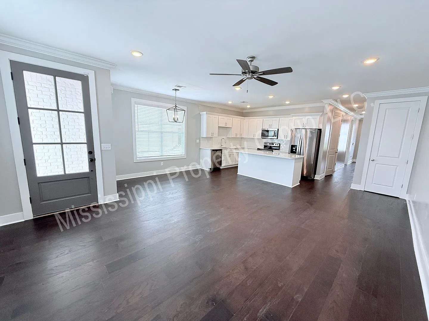 3BR/3.5BA For Rent — Photo 4
