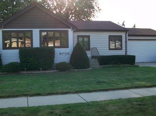 9050 Meade Ave, Oak Lawn, IL 60453