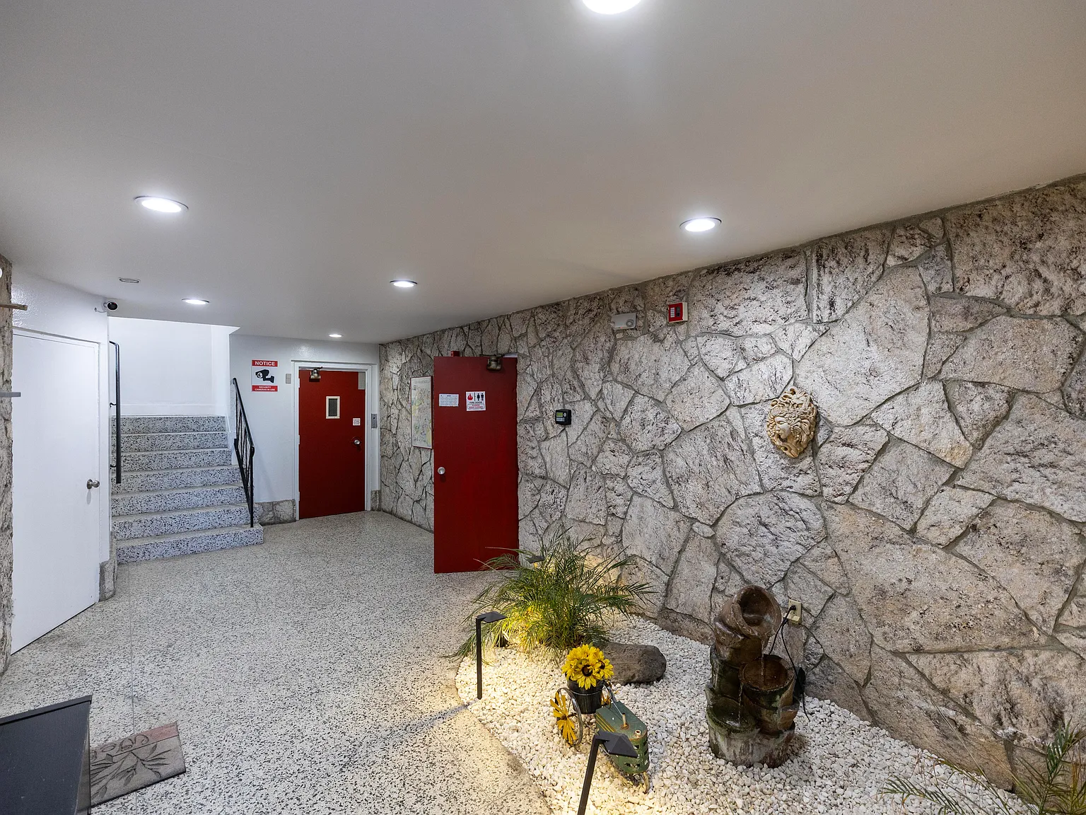 2 bed, $4,895 — Photo 3