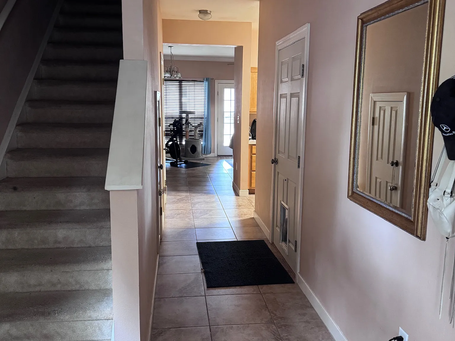3 bed, 2.5 bath, 1560 sqft, $2,200 — Photo 3