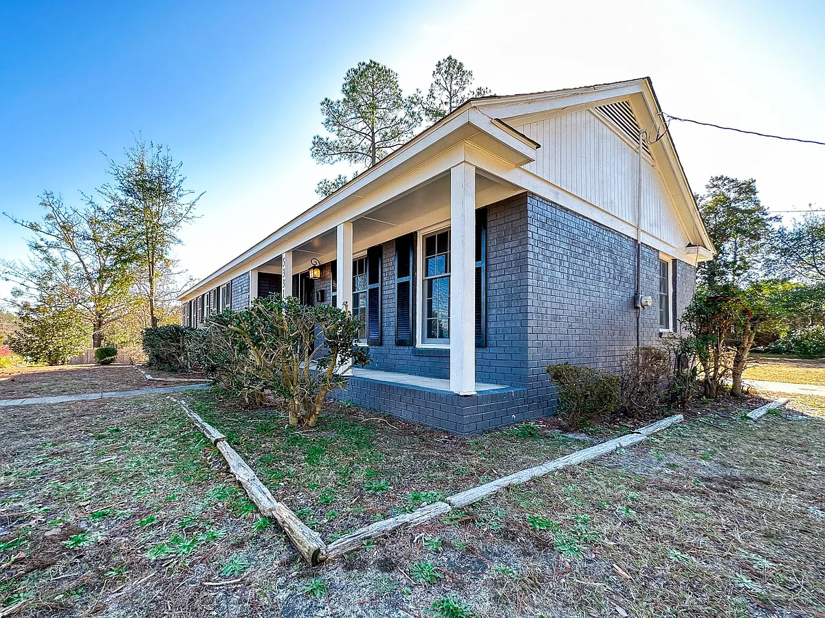 Building Photo - 5331 Chesapeake Rd