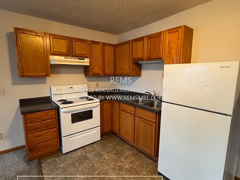122 Maine St — Photo 18
