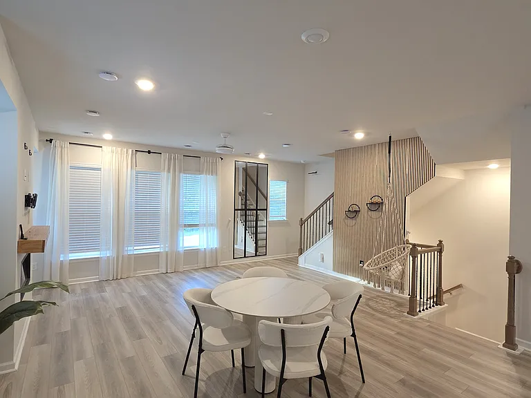 Harrison Dr — Photo 9
