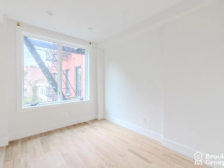 123 Park Ave #4B — Photo 7