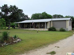 130 Oakcrest Dr, Blanco, TX 78606