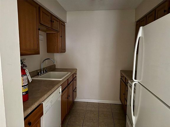 5th image of 165 Picardy Villa Cir APT 102